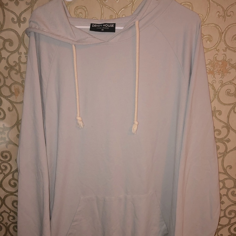 ❌ SOLD ❌ ➡️ Denim House ⬅️ Grey Hoodie